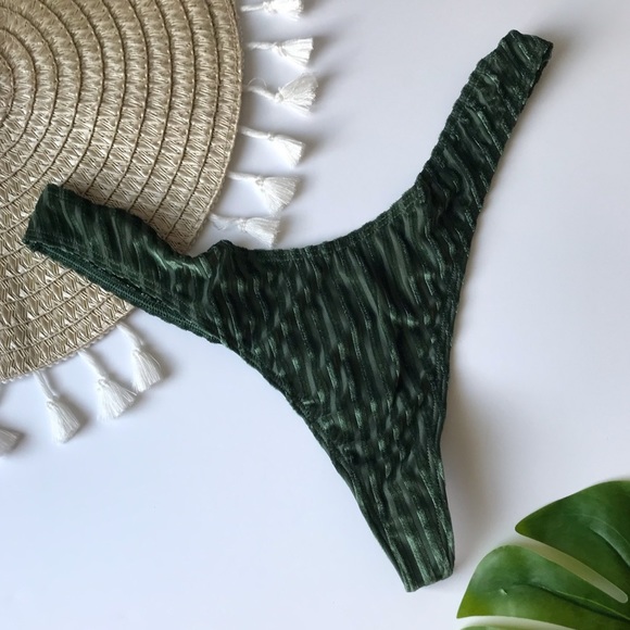 Victoria’s Secret PINK High Leg Velvet Thong Panty Green XL NEW - Picture 1 of 3